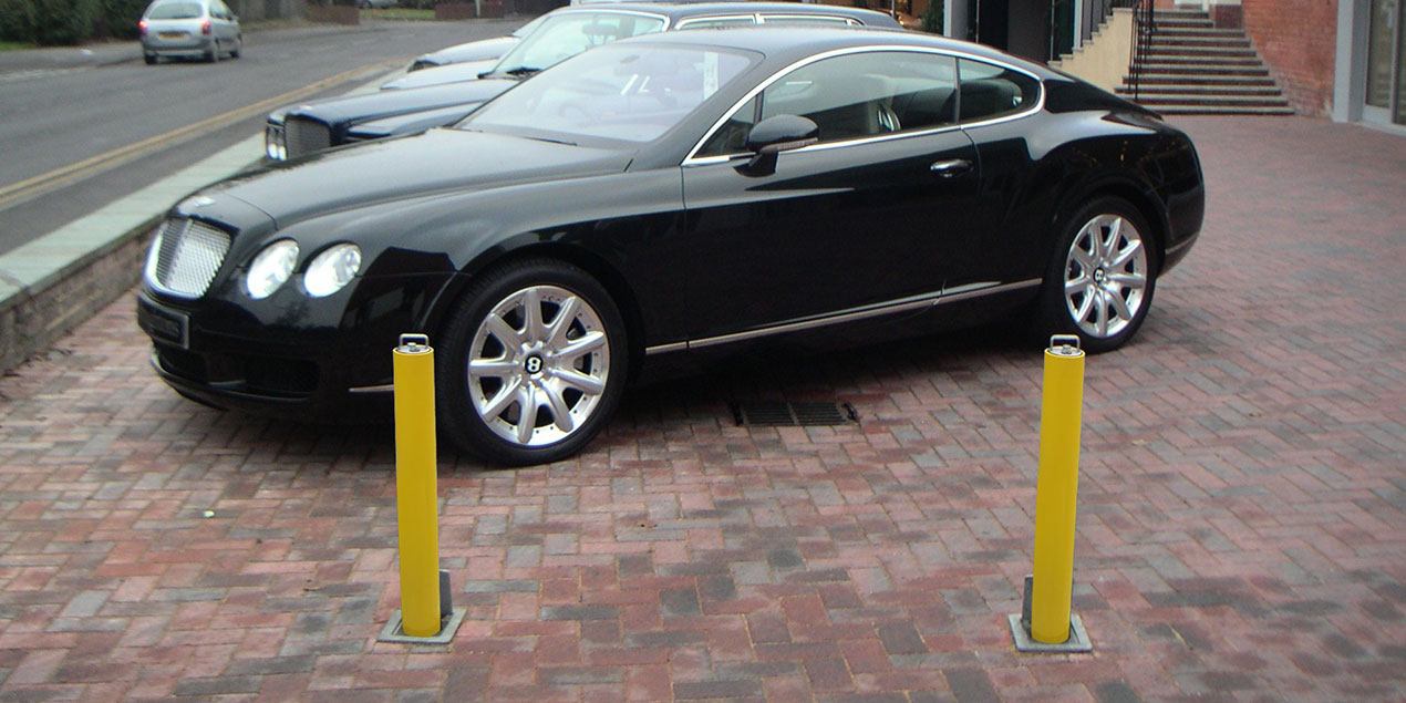 Warrior Standard Round Telescopic Bollard