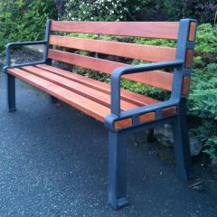 Retiro Seat