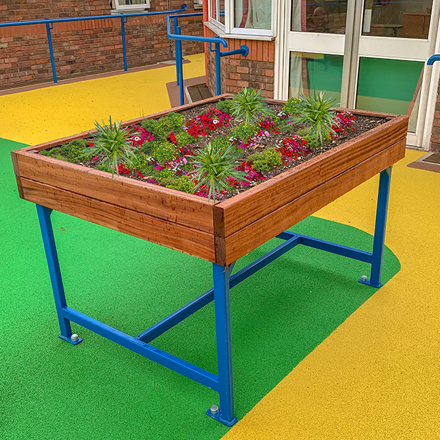 Wheelchair Accessible Springwell Planter 