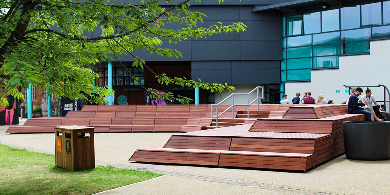 Podium Bench