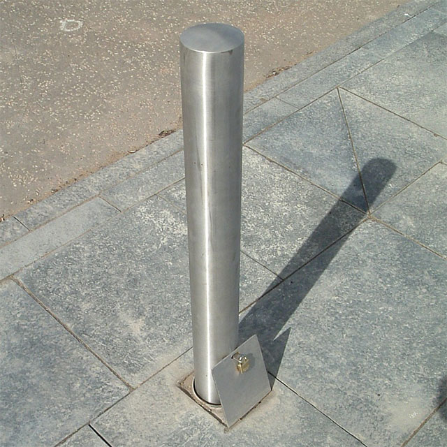 Removable Stainless Steel Bollard 