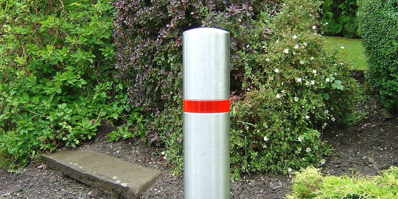 Single Groove Stainless Steel Bollard   