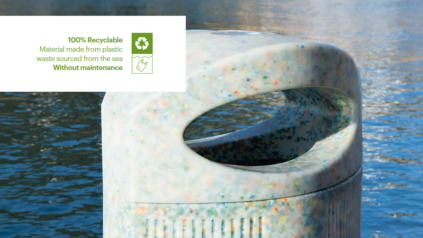 litter bin with recycled plastic